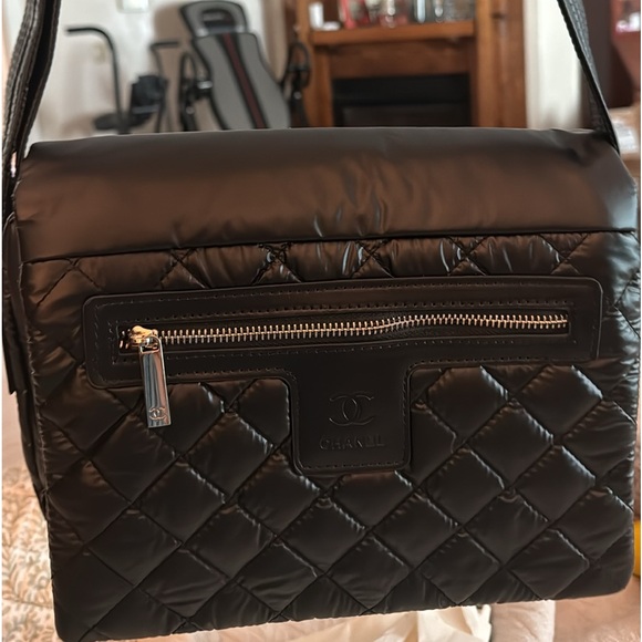Beauty Black Bag - Picture 4 of 6